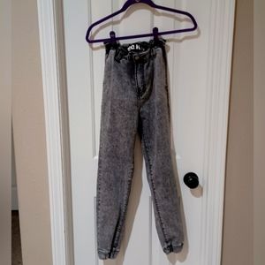 S.O.N.G. Paperback waist jeans in faded blue